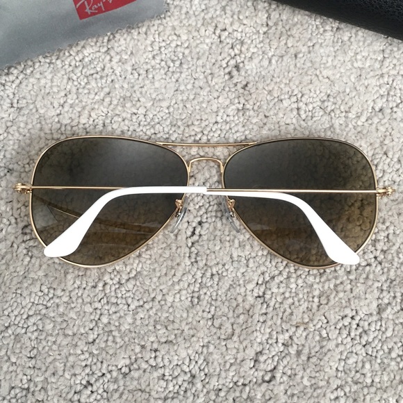 Ray-Ban Aviator Sunglasses - Picture 3 of 4